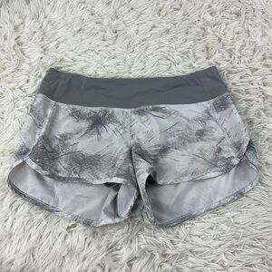 Lululemon Speed Short (4-way Stretch 2.5") Breeze By White Light Cast